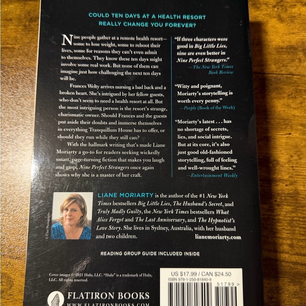 Nine Perfect Strangers . Softcover - Picture 2 of 3